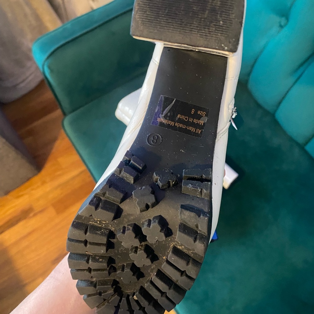 Dolls Kill White Platform Boots (Size 8) Gem